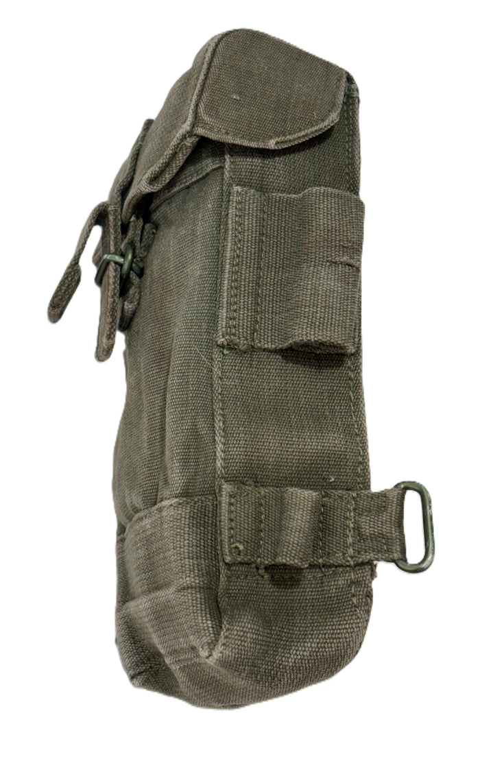 British P58 Mk.1 Right Side Ammunition Pouch – Rare Early Version, Bayonet Frog, Cold War Surplus