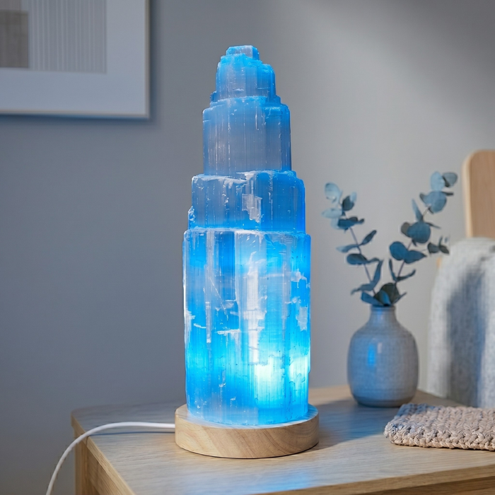 NAMISO - Selenit krystal lampe - flerfarvet lys - 25 cm.
