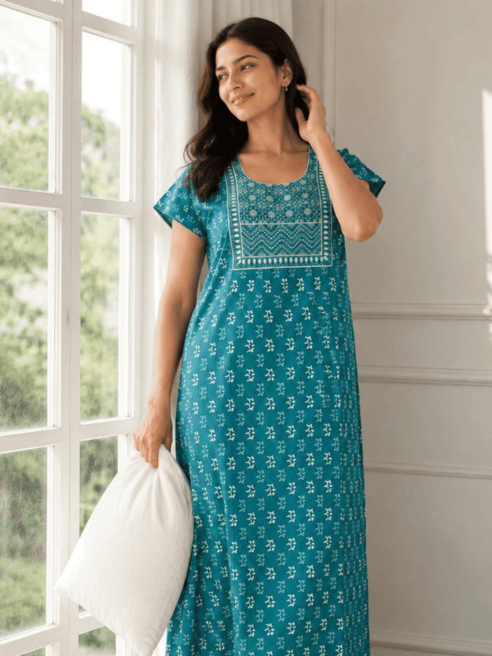 Utsav green pure cotton long nighty for women online