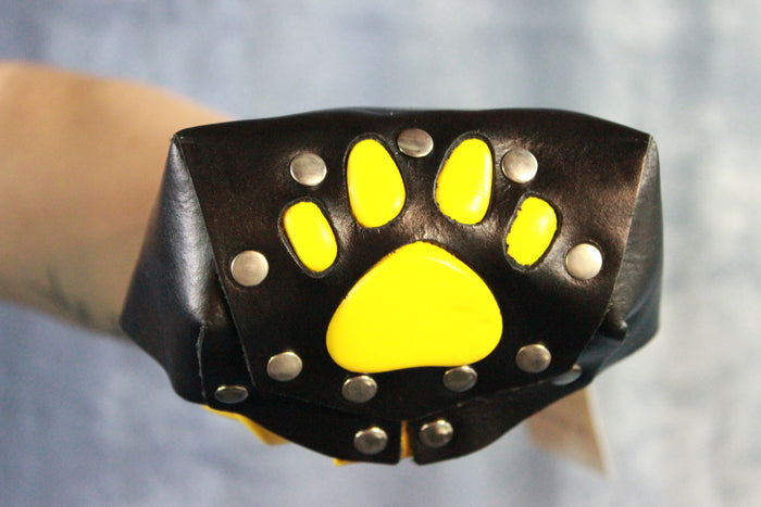 Puppy Paw Mitts by Otter and Fox