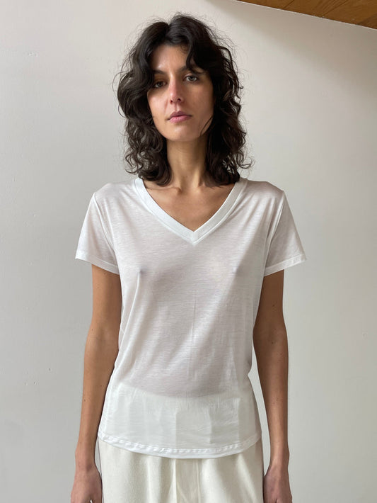 V Neck Tee Shirt, Undyed BASERANGE