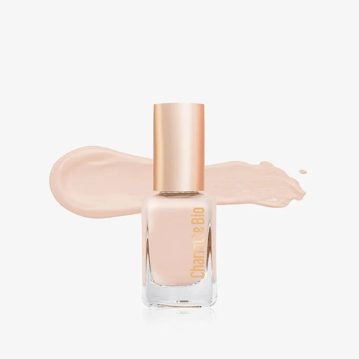 Vernis à ongles vegan Charlotte Bio, flacon et swatch